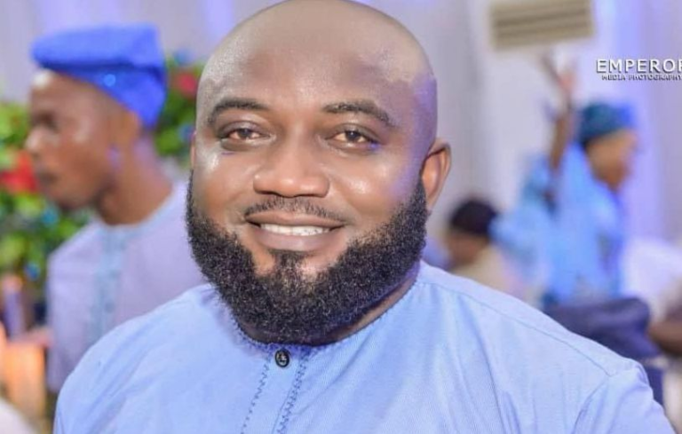 Tragic Loss: MC Oluomo’s Aide Dies in Third Mainland Bridge Auto Crash