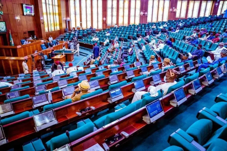 UPDATE: Four Labour Party Lawmakers Defect to APC in House of Representatives