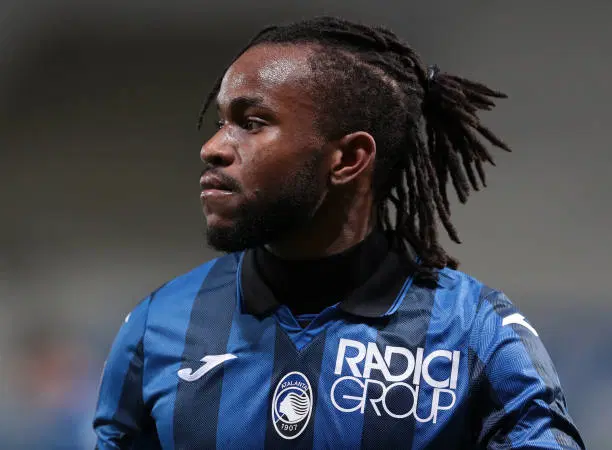 Ademola Lookman Ruled Out of Atalanta’s Champions League Decider at Barcelona Due to Knee Injury
