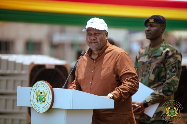Ghana Agrees to Host Nigerians, Other West Africans Deported from U.S.