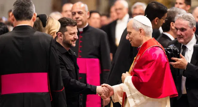 Zelensky Meets Pope, Readies Updated Peace Proposals Amid Tense US Pressure