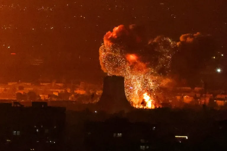 Four Dead as US-Israeli Strikes Hit Key Oil Depots in Tehran, Alborz