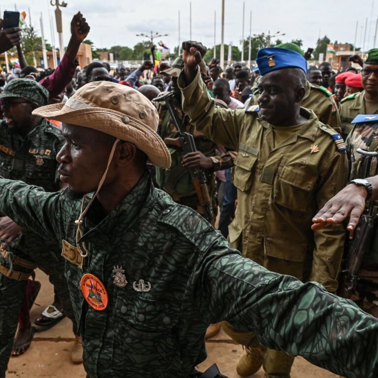 Russian Forces Help Niger Junta Reclaim Key Niamey Military Base